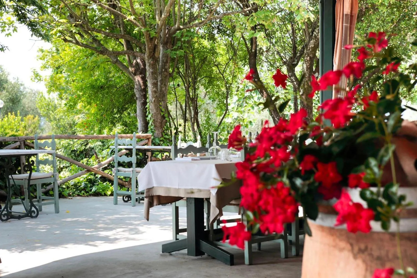 Locanda Vipore 0*, Cappella
